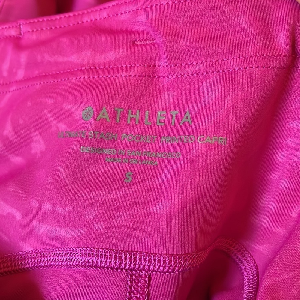 Athleta Ultimate Stash Pocket Printed Capri - Picture 3 of 5
